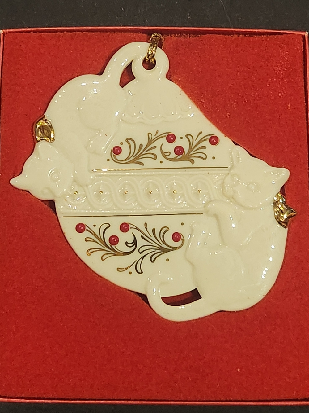 VTG Lenox Mischief Kittens 3.5 inch Porcelain China Christmas Ornament